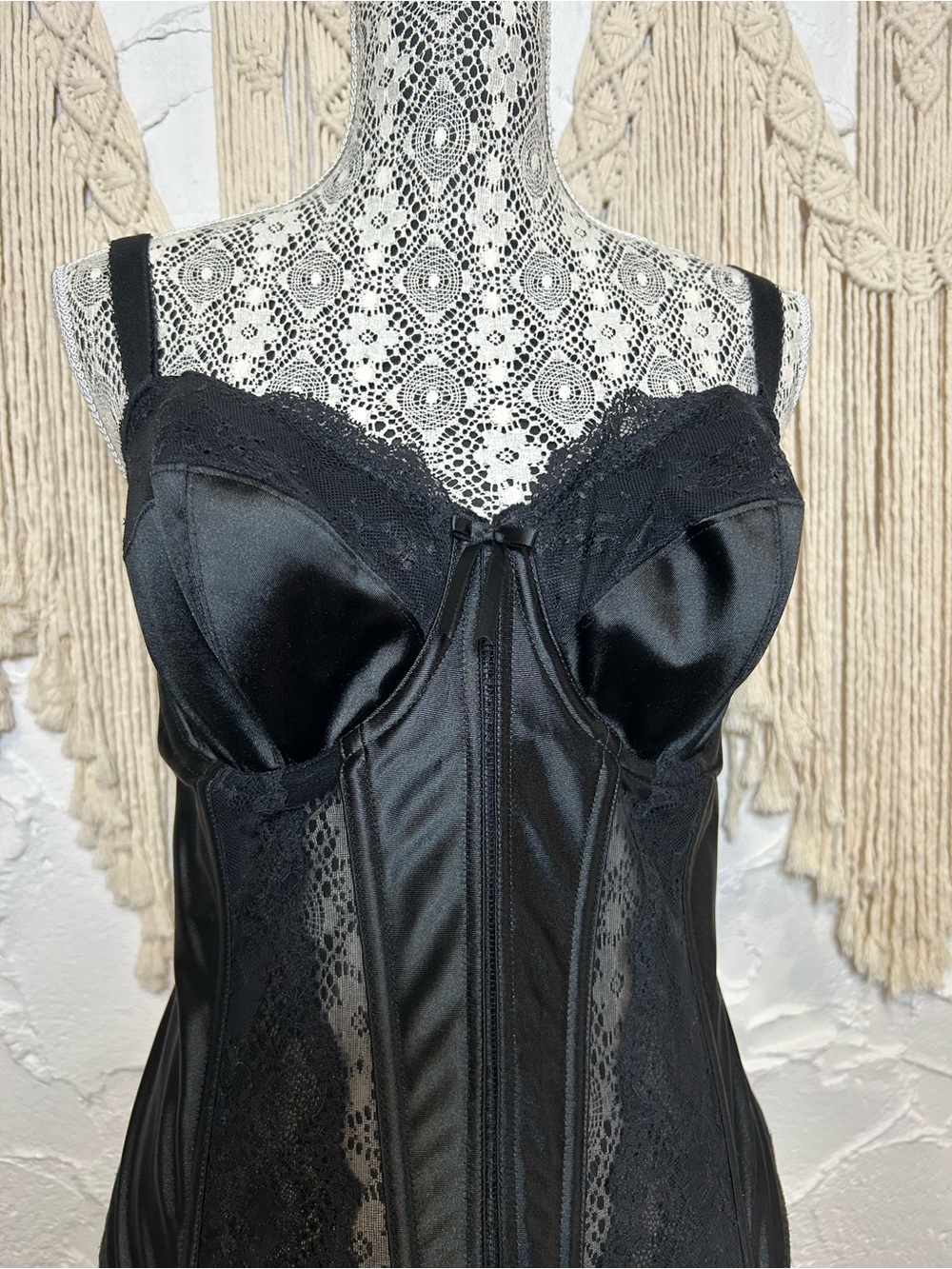 Vintage-Inspired Black Satin Lace Corset Top with Garter Straps Elomi Sz 34F - Picture 4 of 15